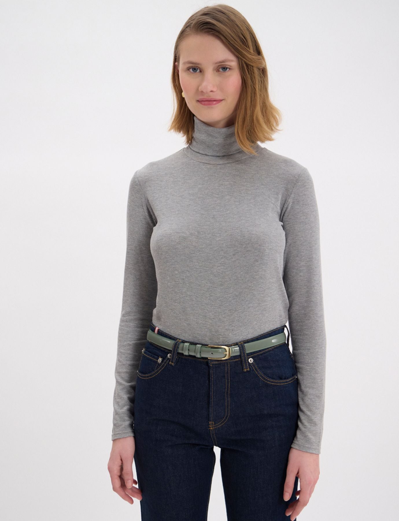 Aurelia almond green patent leather belt