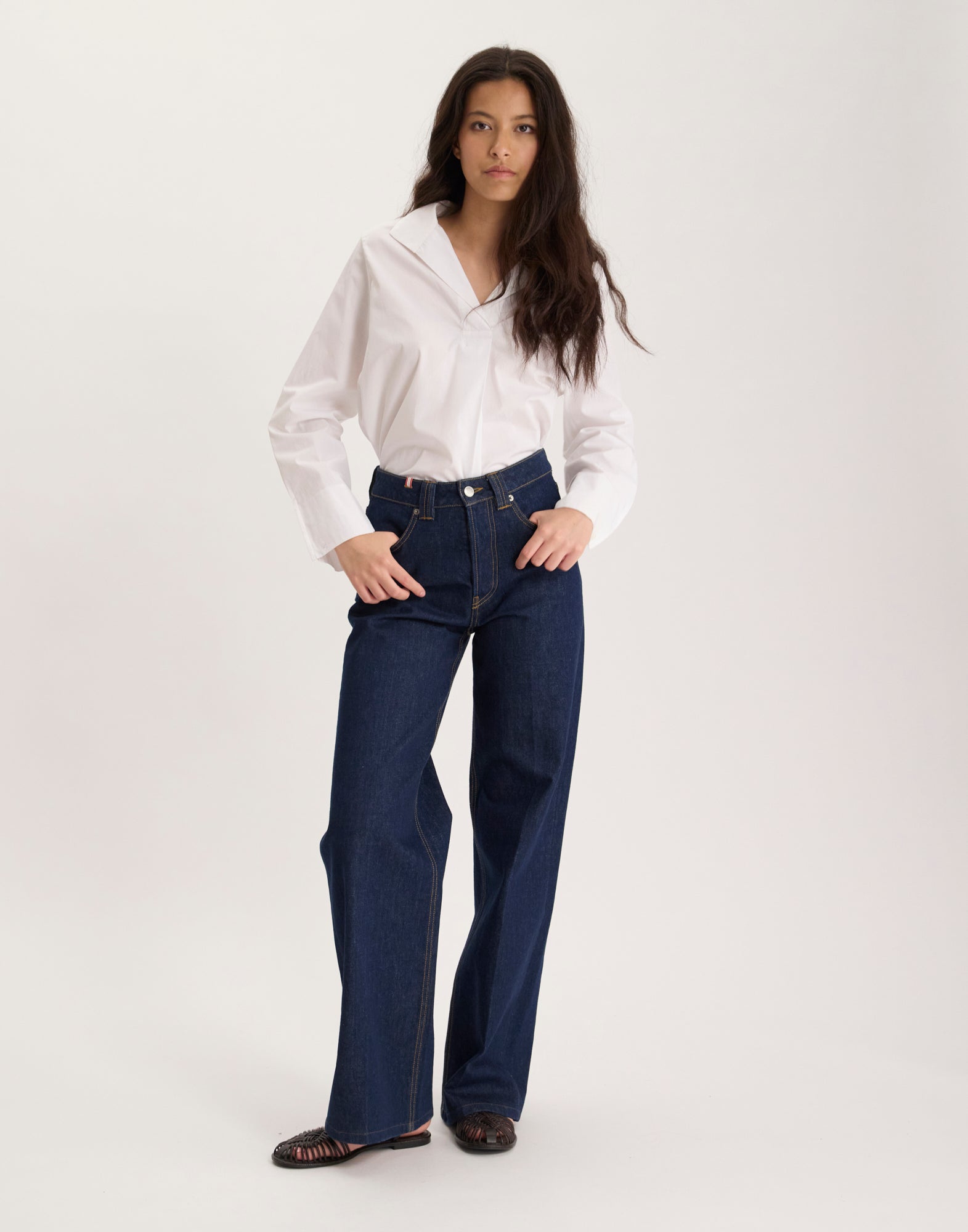 Jean Mara raw x Notify