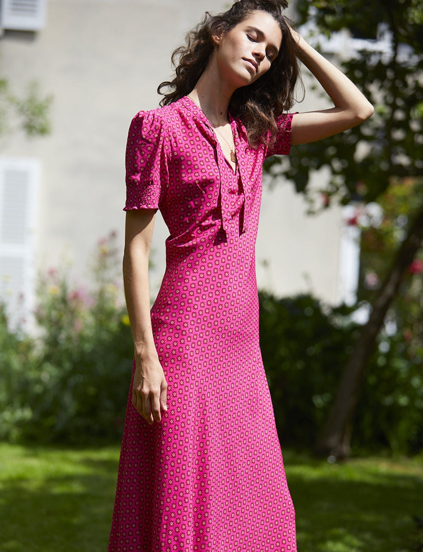 robe-cerise-longue-imprime-rose