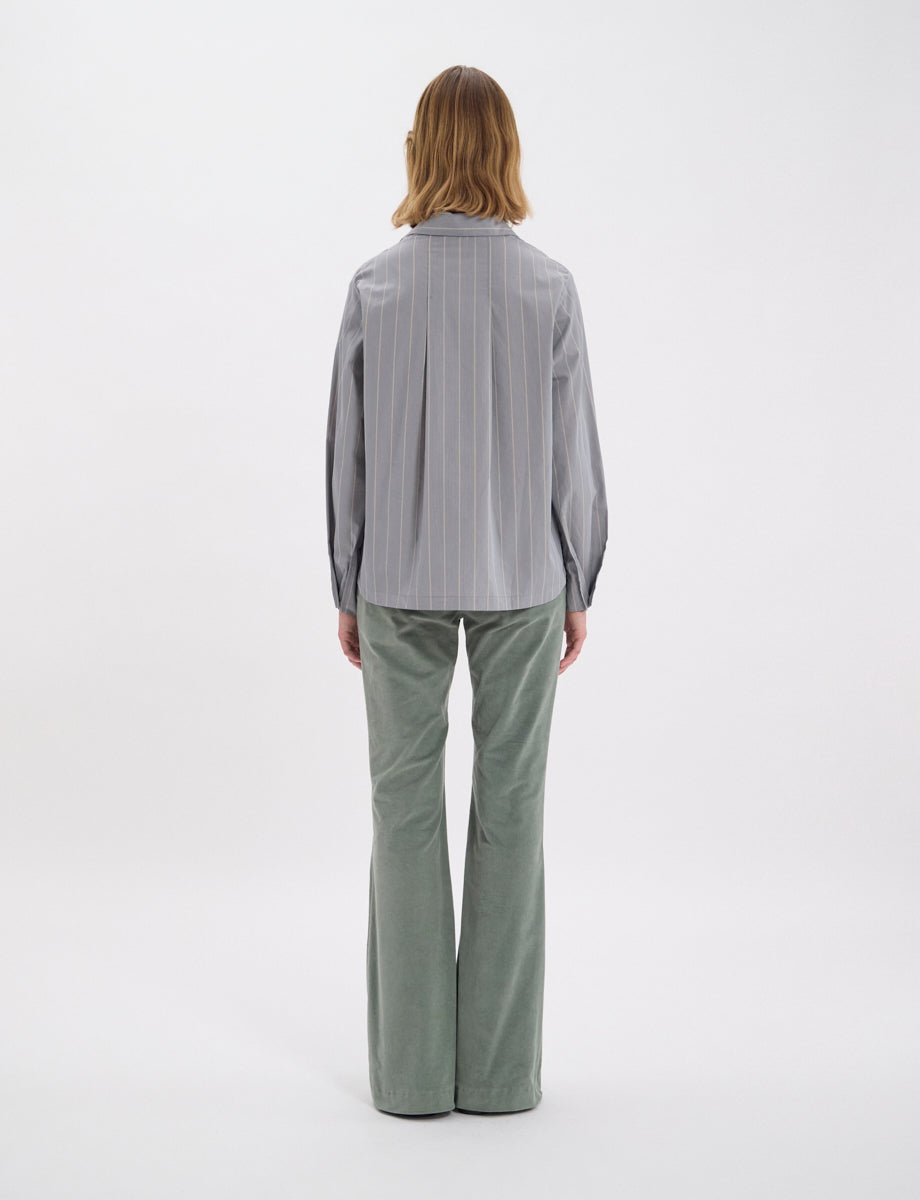 Noa almond green top with fine stripes