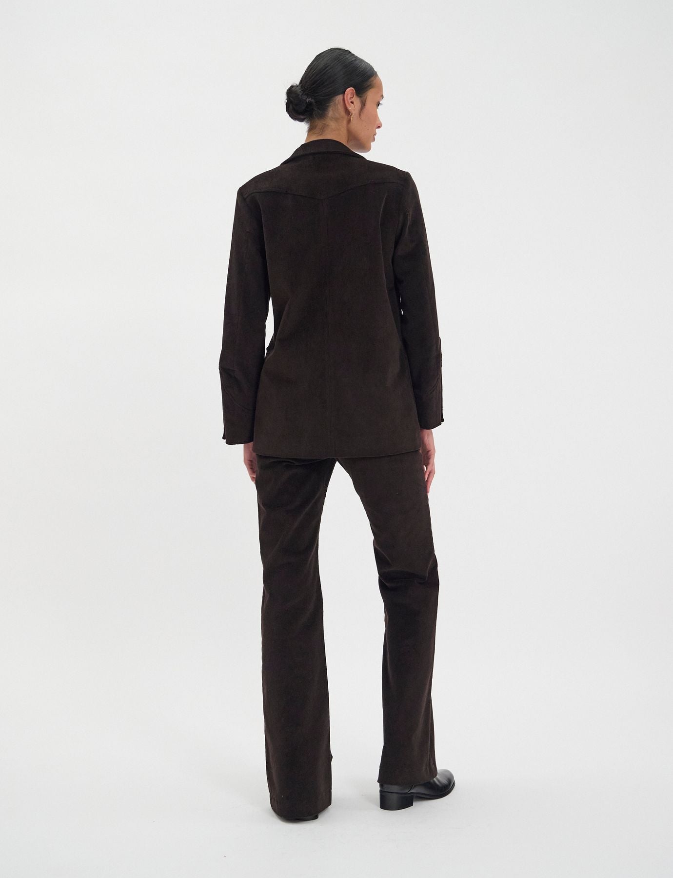 Jill-Jacke aus braunem Samt mit Ringelmuster