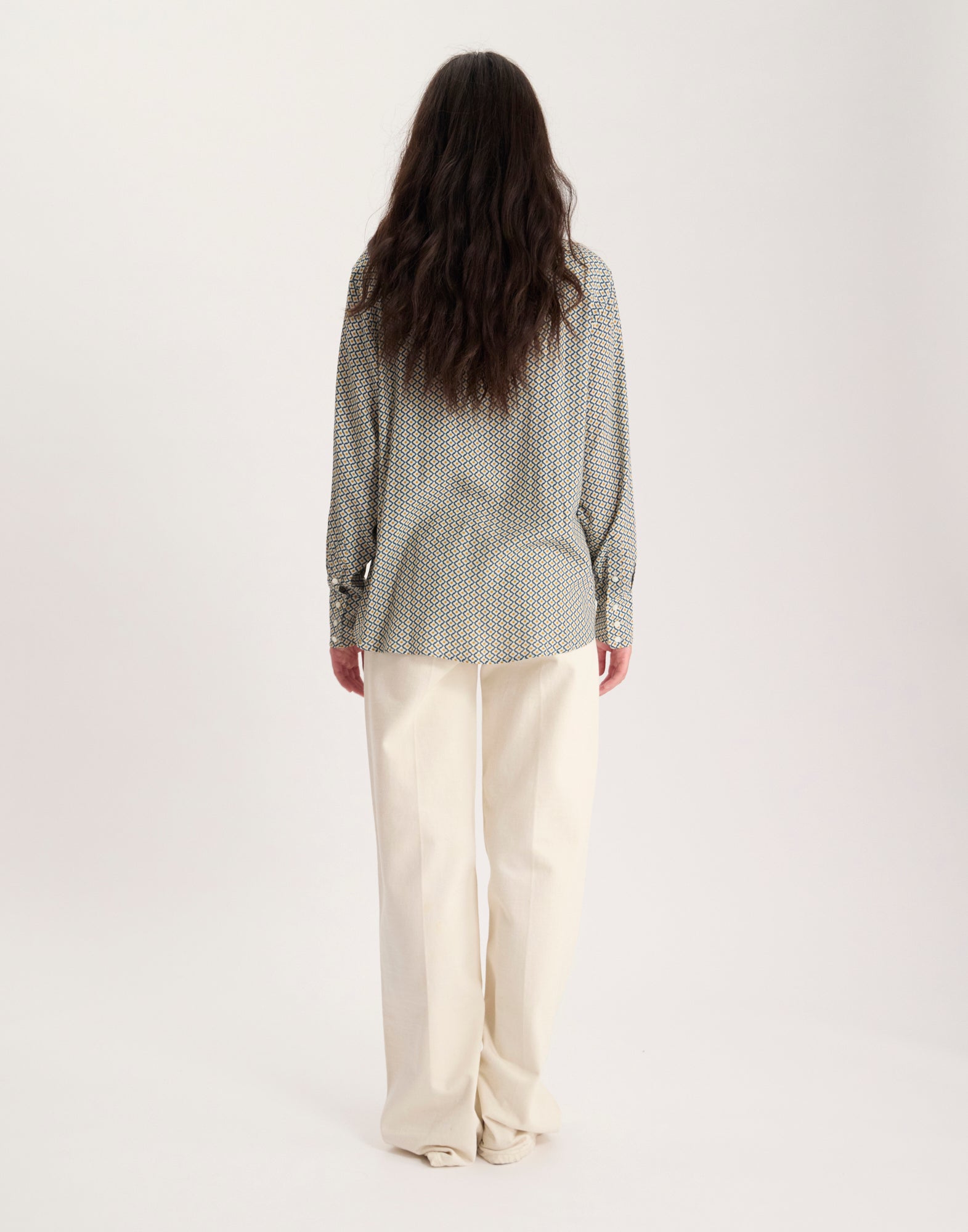 Maureena blue shirt