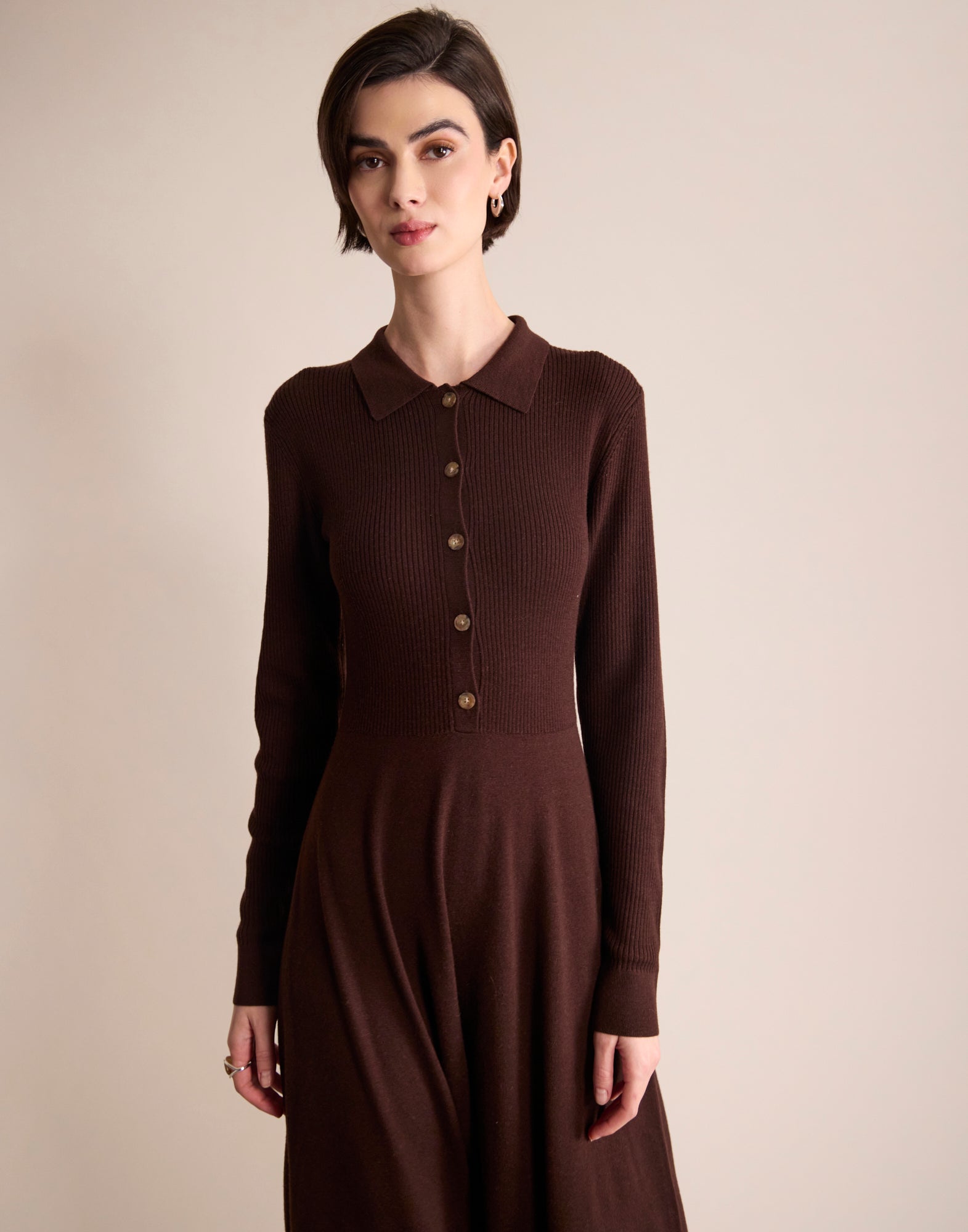 Kleid „Amy“ in Braun