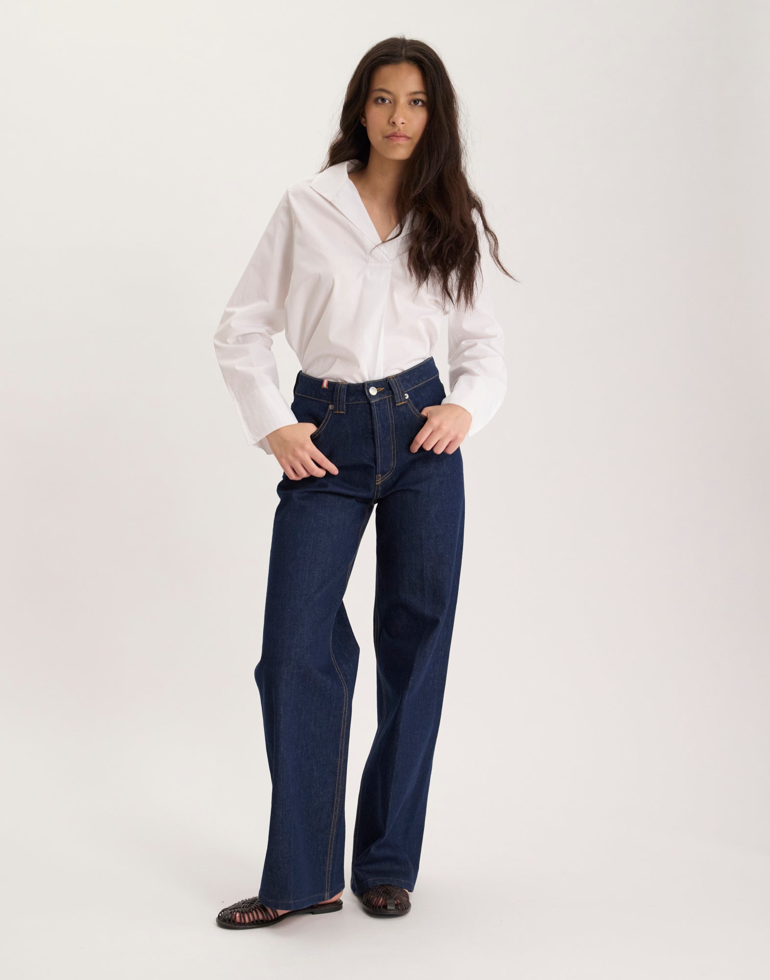 Jean Mara raw x Notify