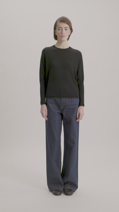 MASTER_15K077WE007-P099 BLACK-XS - video