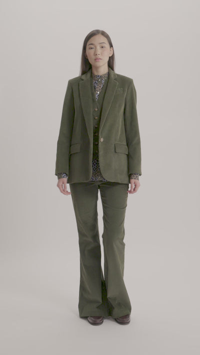 MASTER_15V005CO166-P500 OLIVE GREEN-34 - video