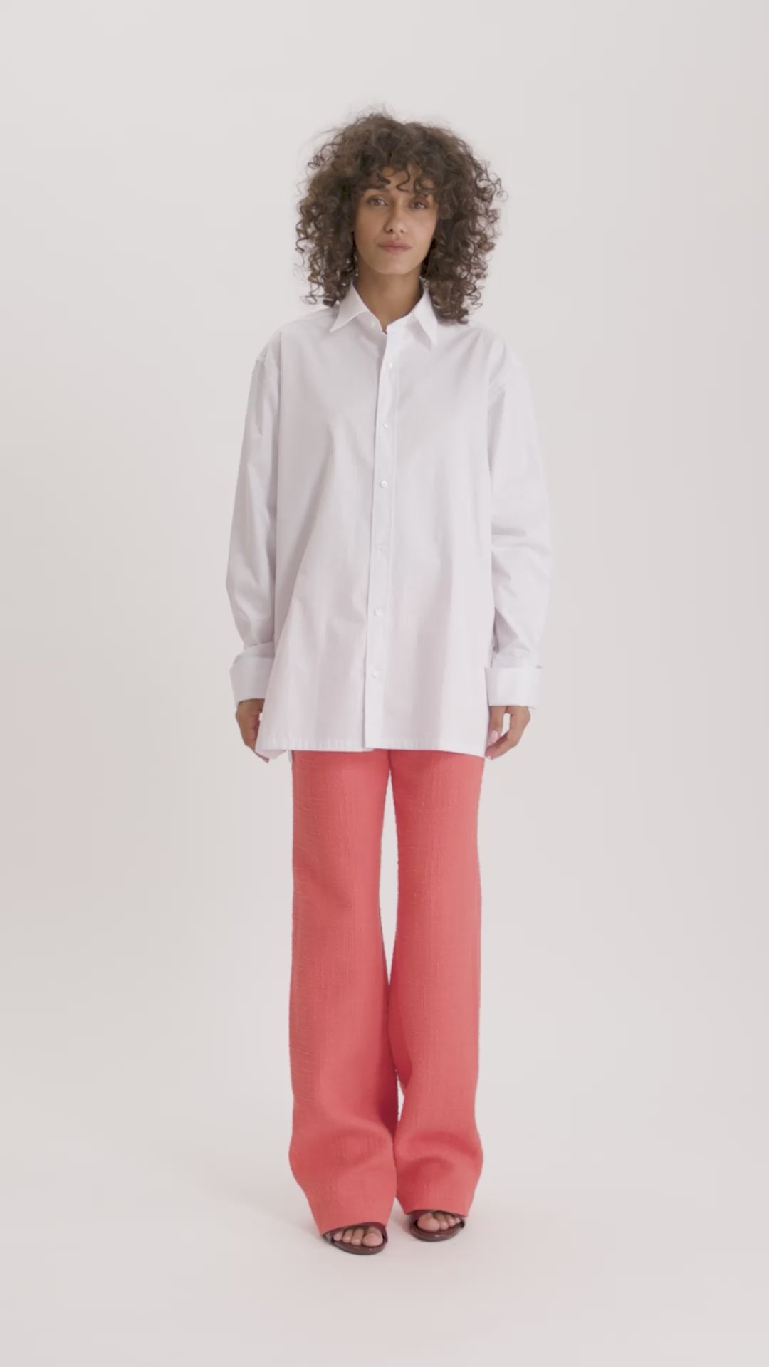 MASTER_16T524CO252-P115 WHITE BLUE-S - video