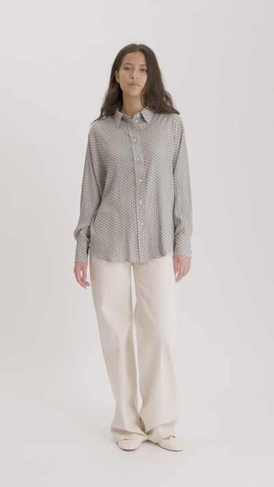 MASTER_16T038VI006-F004 TIE BLUE-34 - video