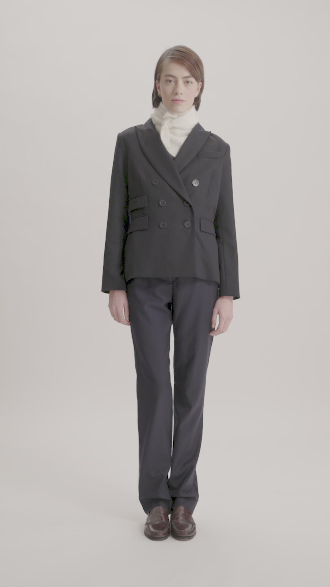 MASTER_INTV516WO040F-P285 BLUE DARK-34 - video