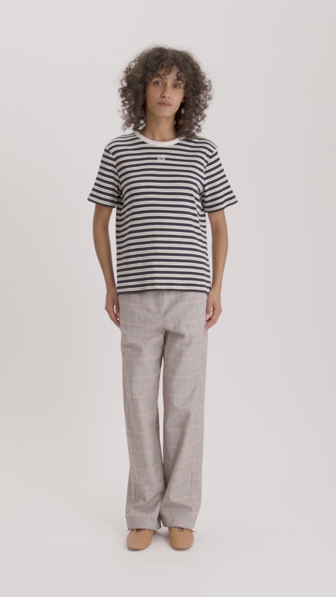 MASTER_16Y090CO390-P955 NAVY ECRU-XS - video