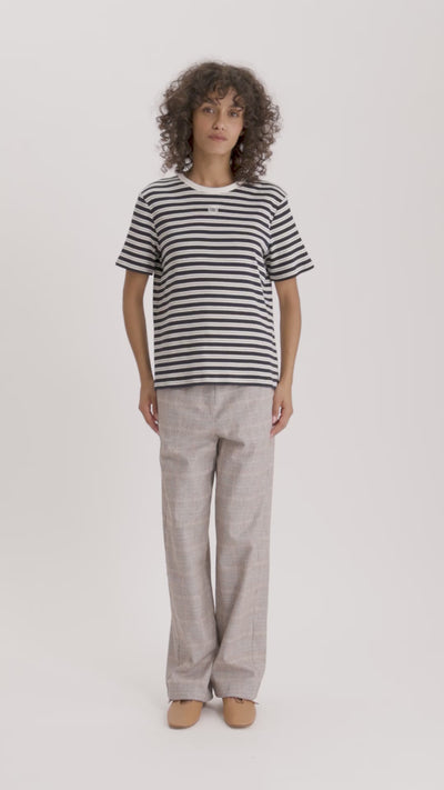 MASTER_16Y090CO390-P955 NAVY ECRU-XS - video