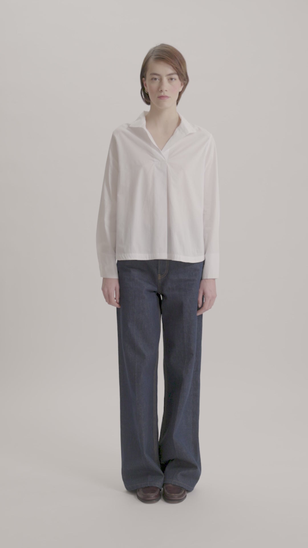 MASTER_INTT007CO856-P100 WHITE-34 - video