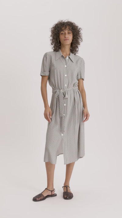 MASTER_16R043VI006-F004 TIE BLUE-34 - video