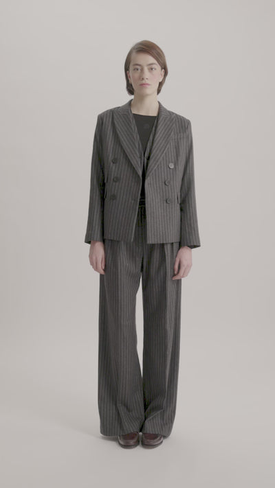 MASTER_15V516CO191-P092 GREY-34 - video