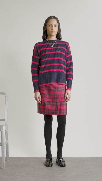 MASTER_17K139WE011-P950 NAVY RED-XS - video