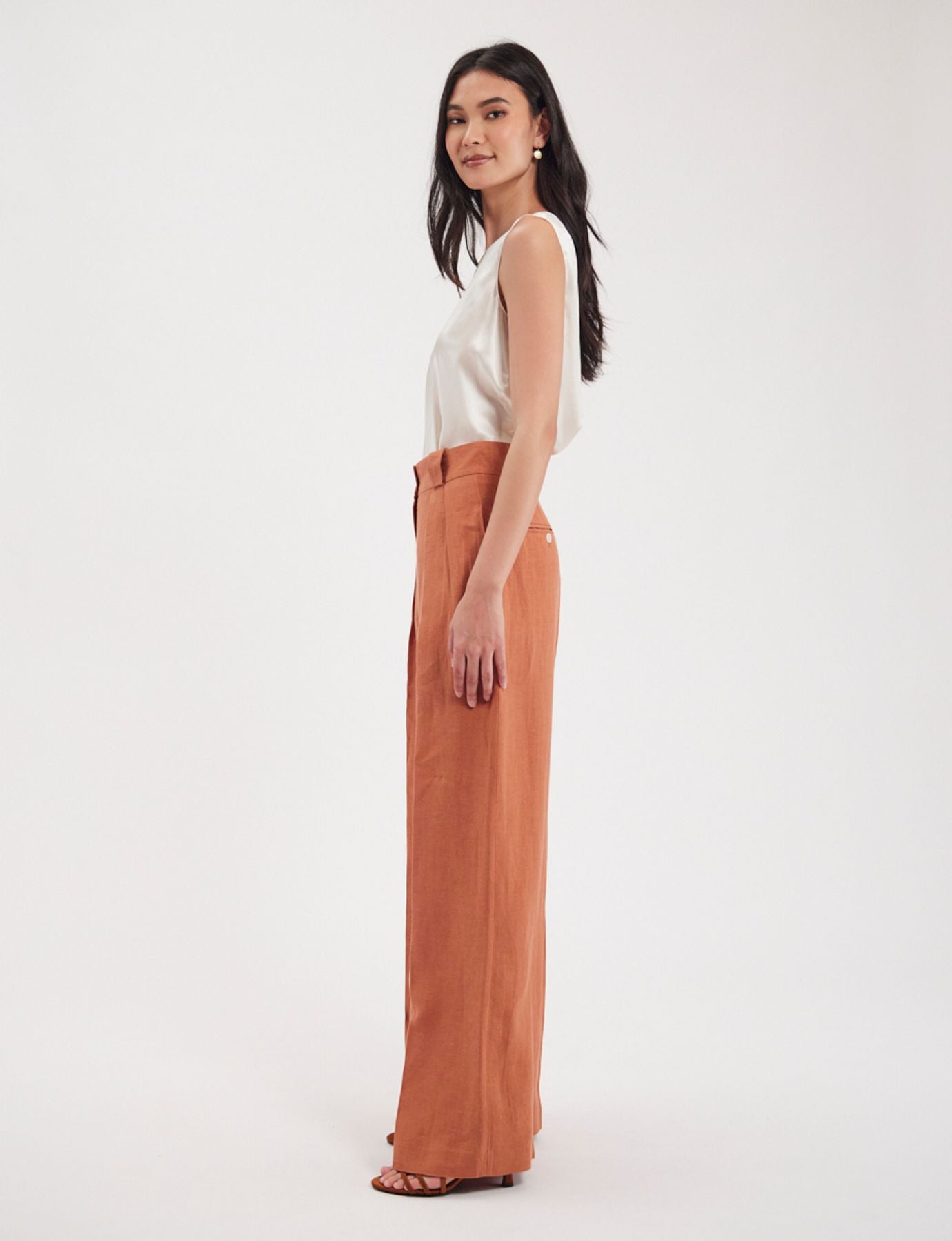 Pantalon Marlène en lin caramel