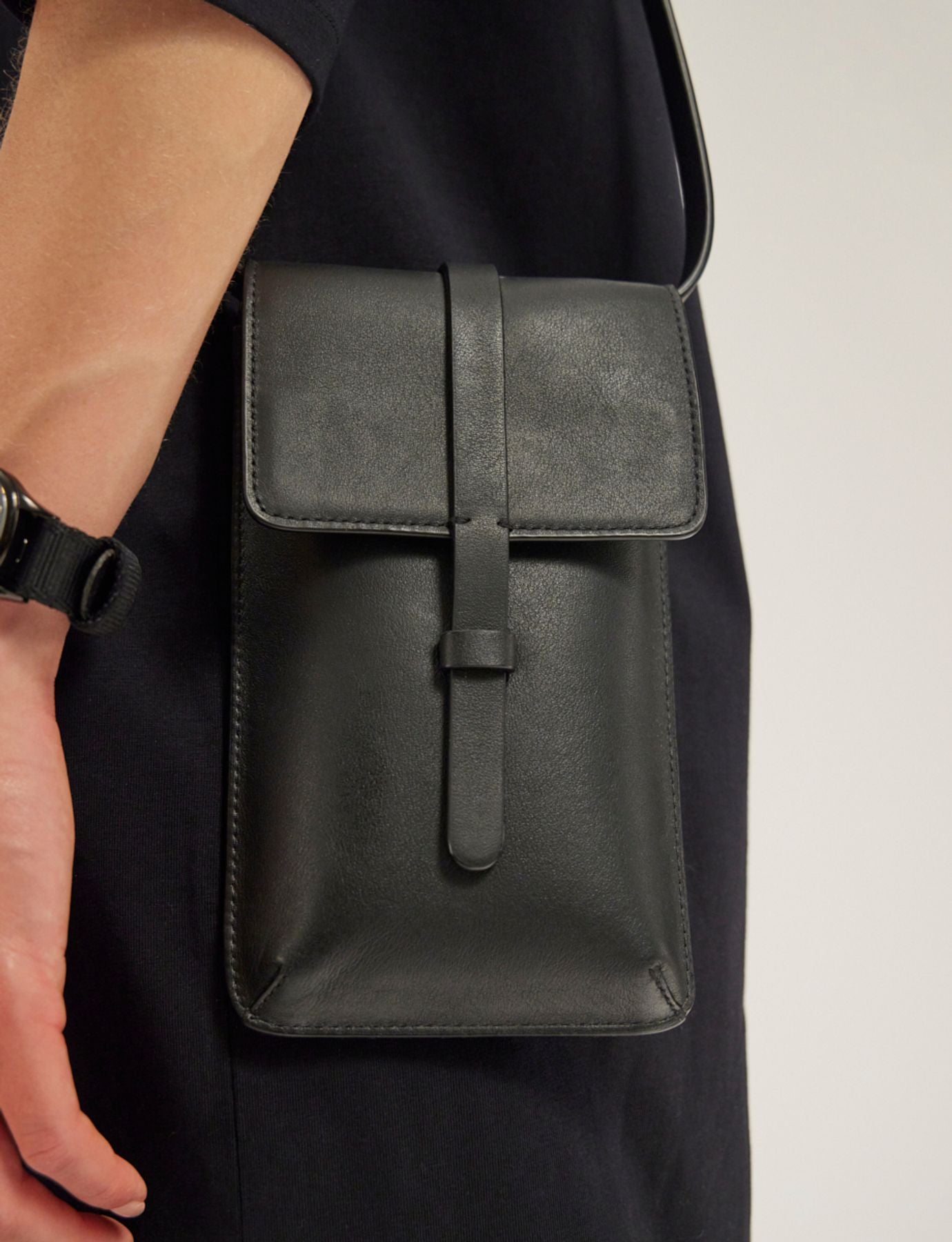 Smartphone Bag Léonore cuir noir